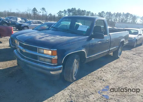 1998 Chevrolet C1500 Fleetside из США, поврежденный, VIN 1GCEC14RXWZ136121